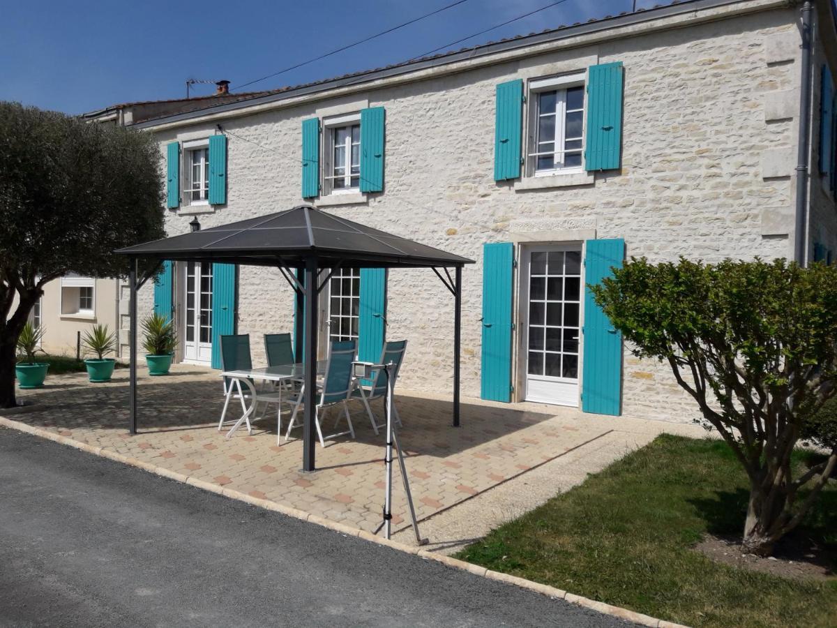 Le Logis De Lange Apt Les Aigrettes Saint-Hilaire-la-Palud Ngoại thất bức ảnh