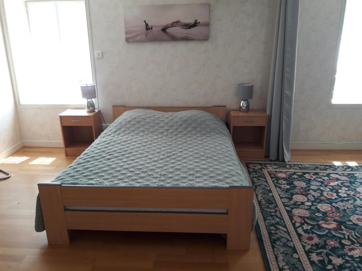 Le Logis De Lange Apt Les Aigrettes Saint-Hilaire-la-Palud Ngoại thất bức ảnh