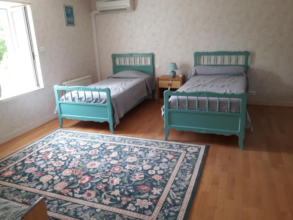 Le Logis De Lange Apt Les Aigrettes Saint-Hilaire-la-Palud Ngoại thất bức ảnh
